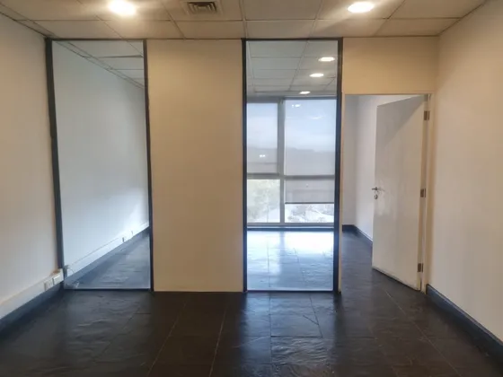 Ciudad Empresarial 41 M2  Con Un  Privado 