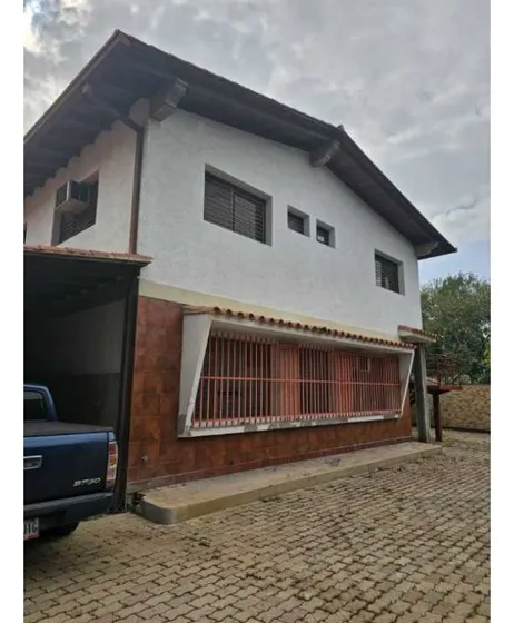 Alquilo Consultorios Desde 35m2 Campo Claro 1506