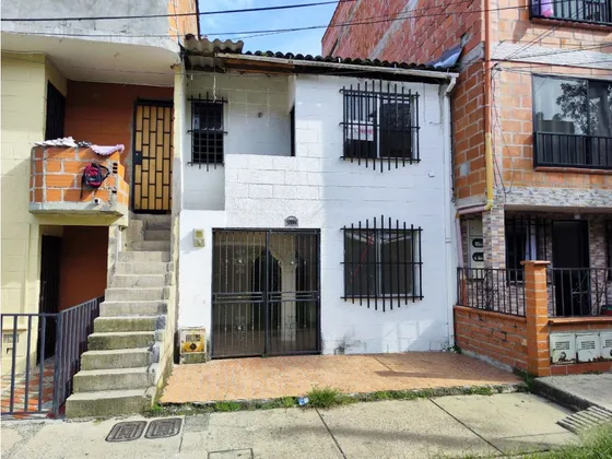 Casa En Bello Sector El Trapiche Con Aire 