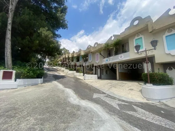Hotel Comercial En Venta El Junquito Jose Carrillo Bm Mls #24-1513