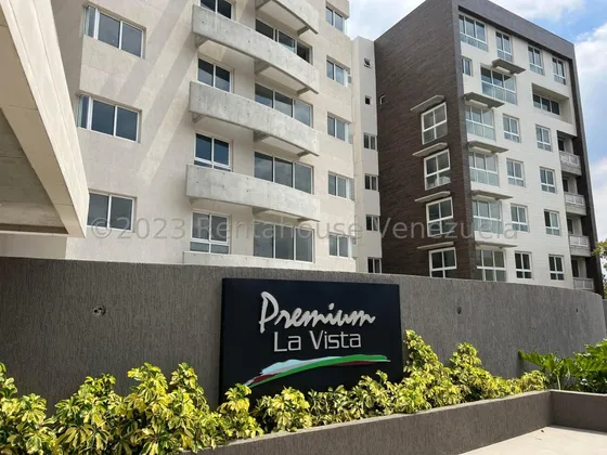 A La Hora De Invertir En Una Propiedad Es Importante Projectar Su Valor De Reposicion, Y  La Urbanizacion Tiene Mucha Importancia. Este Apto Esta En Una De Esas Zonas. Las Mercedes