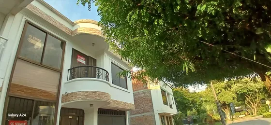 Hermosa Casa En Venta En Barrio Las Flores Palmira