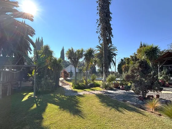 Casa De Agrado Piscina Quincho Jardín Juegos 260/2400 M2