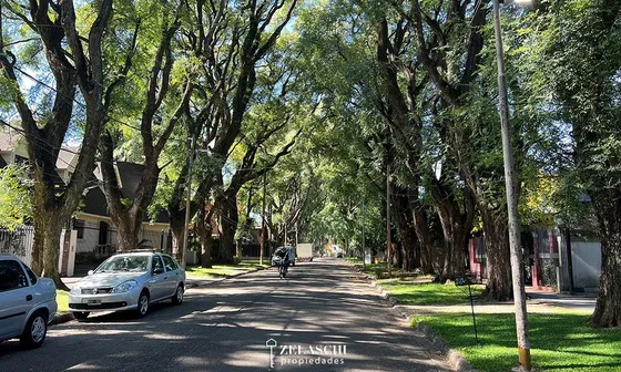 Triplex En Venta: Calle Tipas, Ciudad Jardin 
