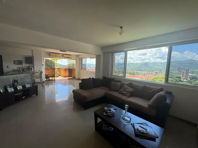 Jp17 Penthouse En Venta En Mañongo, Calle Piedras Pintadas