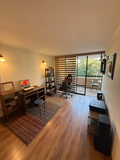 Amplio Departamento En Zona Tranquila (163983)