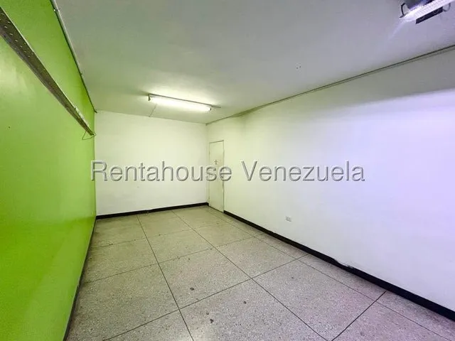 Erika Armeya Alquila, Local En La Avenida Vargas De Barquisimeto. Flex: 25-18953
