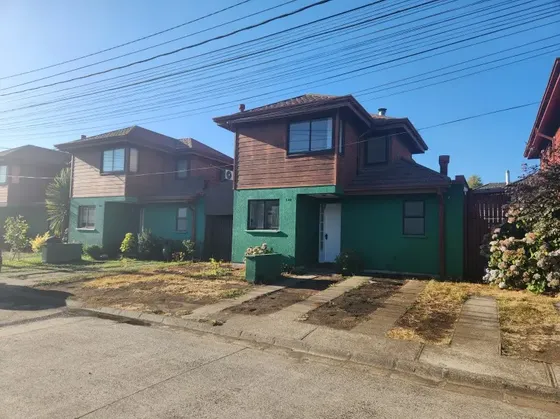 Casa 3 Dormitorios Dentro De Condominio En Portal San Pedro