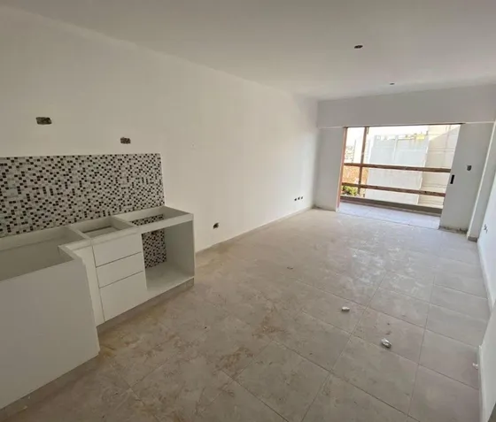 En Venta Depto. 3 Ambientes  Con Balcón Caseros  Clamaco Sa