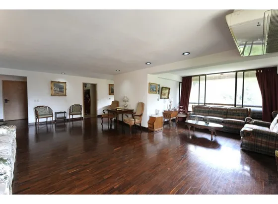 Se Vende Apartamento 208m2 Cerro Verde 9838