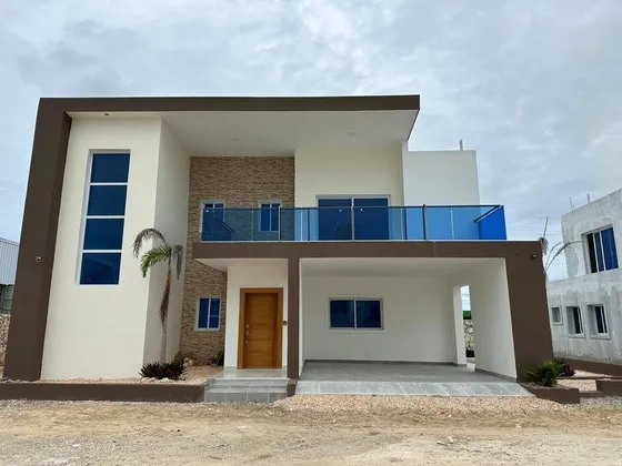 Villa En Venta En Punta Cana Downtown, 3 Habitaciones, Con Piscina