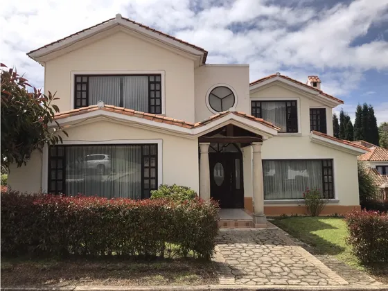 Venta Hermosa Casa En Conjunto Sobre Via Tunja A Paipa