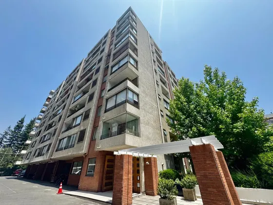 Oportunidad Depto De 2d+2b En Las Condes