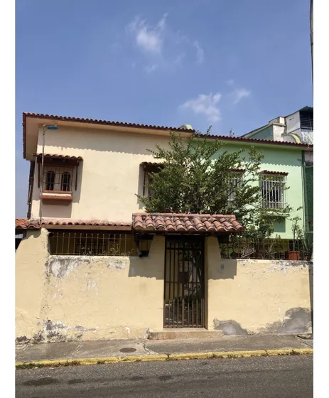 Se Vende Casa 391m2 El Marques 5992