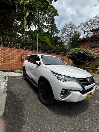 Toyota Fortuner 2.7l