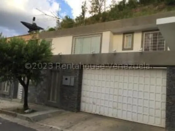  #25-19858  Hermosa Casa En Los Pomelos 