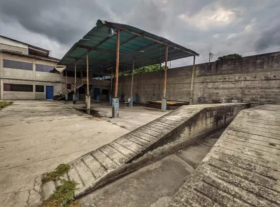 Terreno En Venta Moron Edo Carabobo ( Ideal Para Empresa De Transporte) / Nc