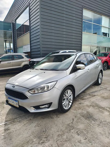 Ford Focus Iii 2.0 Sedan Se Plus At6