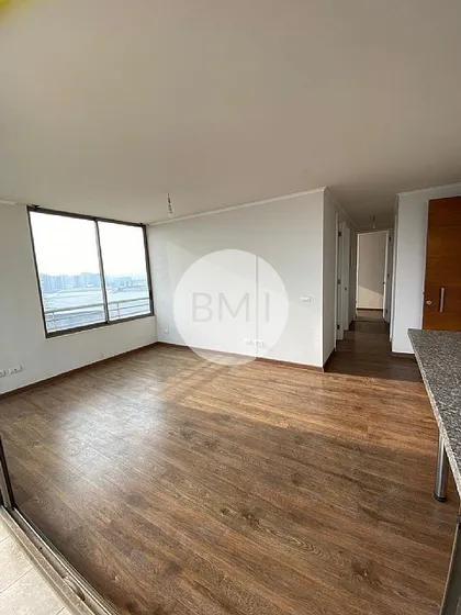 Amplio Departamento De 3d/2b En Condominio Con Laguna!