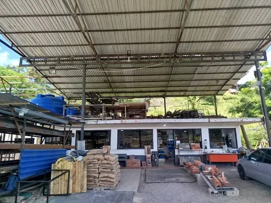 Moc Galpón En Venta Av Antonio José De Sucre 