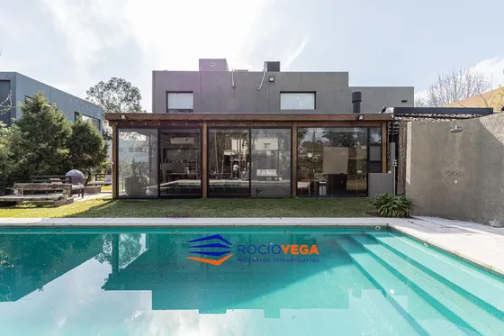 Casa En Venta En Barrio Santa Ana, Moreno