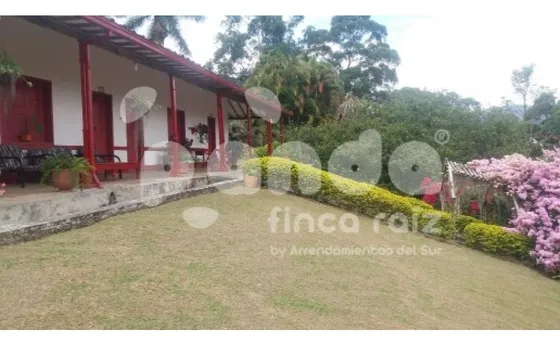 Casa Campestre En Alquiler En Itagui - San Gabriel 