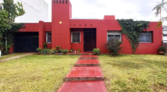 Venta Casa 5 Dormitorios En Villa Allende