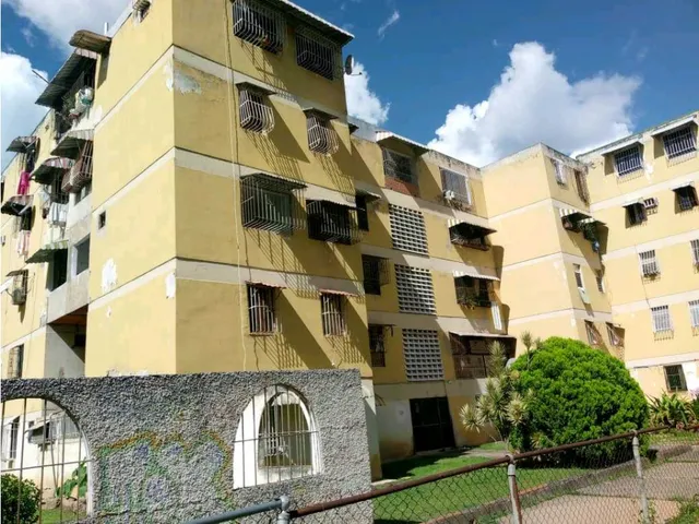 Apartamento En Venta En Caricuao Urb Ud-5