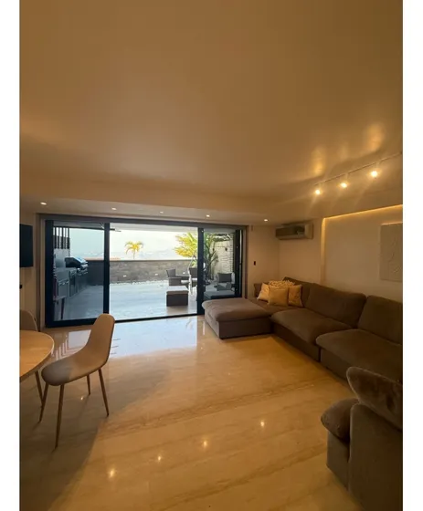 Vendo Apartamento Loma Linda