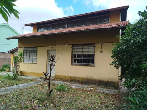 Casa Quinta  En Venta En Almirante Brown, G.b.a. Zona Sur, Argentina