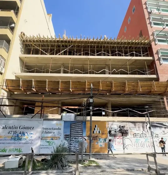 Departamento 2 Ambientes En Venta En Caseros Tres De Febrero. 