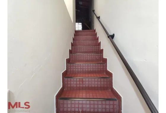 Apartamento Cerca Al Parque De Aranjuez(mls#239451)