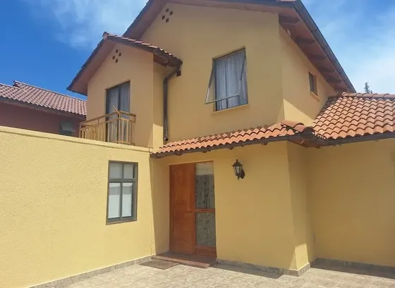Maravillosa Casa / Destino Habitacional Y Comercial