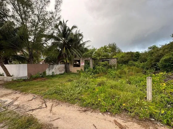 Terreno De 385 M2 En Venta A Dos Cuadras De La Playa