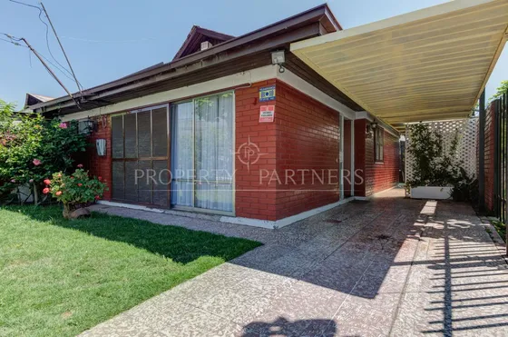 Casa Remodelada En Residencial Sector De La Florid...