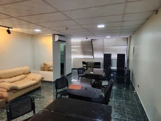 V.larez Vende O Alquila Oficina Centro Comercial Prebo Plof-130