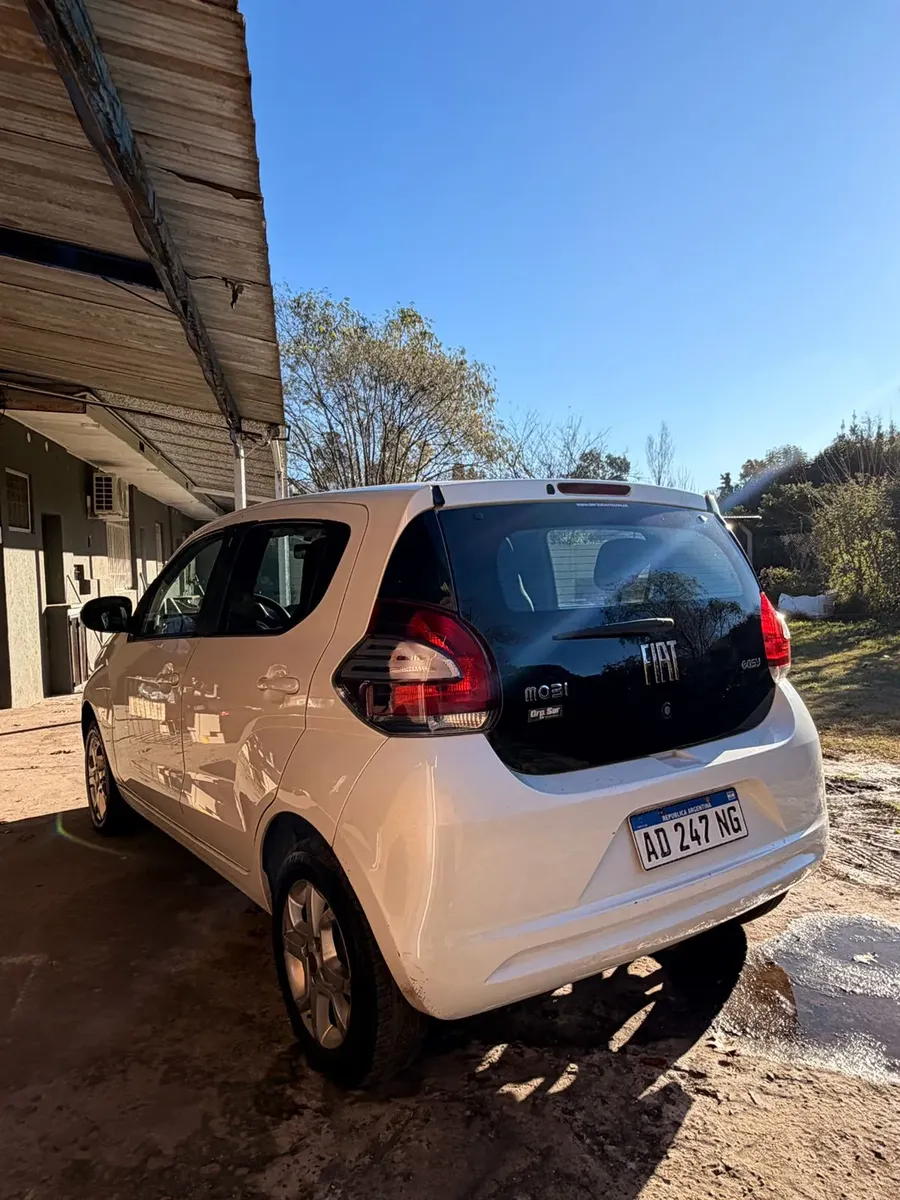 Fiat Mobi 1.0 Easy511474372874741764