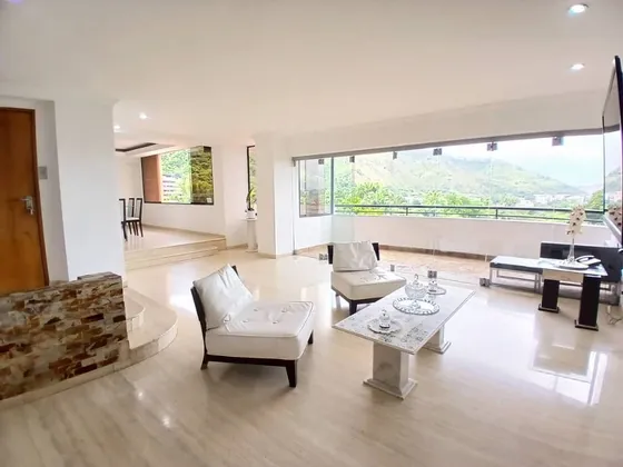 Alquiler Apartamento De Lujo En Sebucan, 234m2 Remodelado, Vista Al Avila