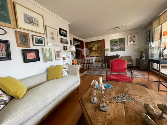 Departamento En Venta De 5 Dorm. En Vitacura