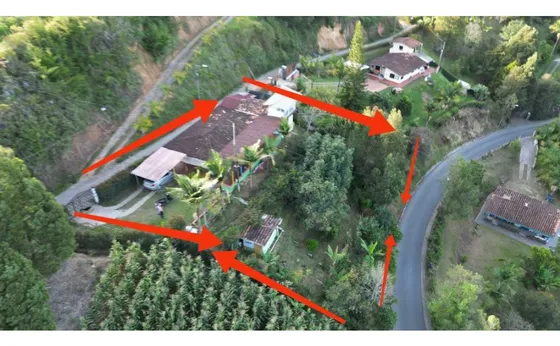 Cabaña Campestre En Rionegro Vereda Rio Abajo Con Escrituras Al 100 %