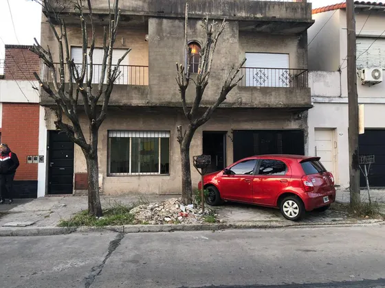 Ph A Reciclar Con Cochera Y Terraza  - Wilde