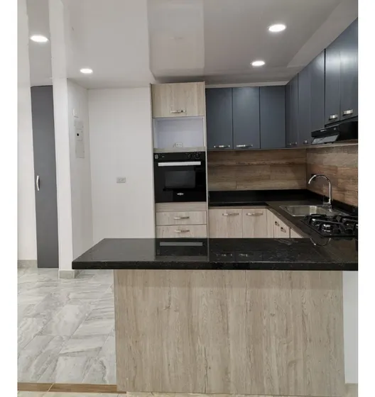 Casa Remodelada En Quintas Del Lili  Cerca A Av. Simón Bolivar
