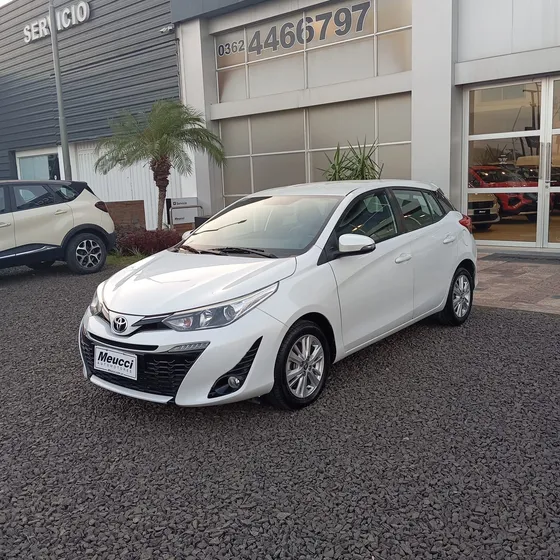 Toyota Yaris 1.5 107cv Xls Pack Cvt