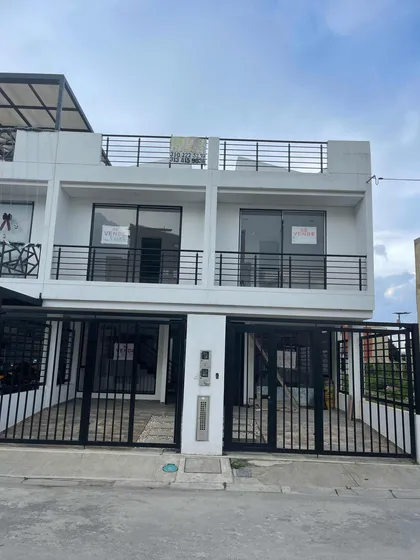 Casa Para Estrenar En El Cetro De Cota