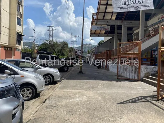 Local En Alquiler C.c Los Sauces Valencia Carabobo Leida Falcon Lf25-10490