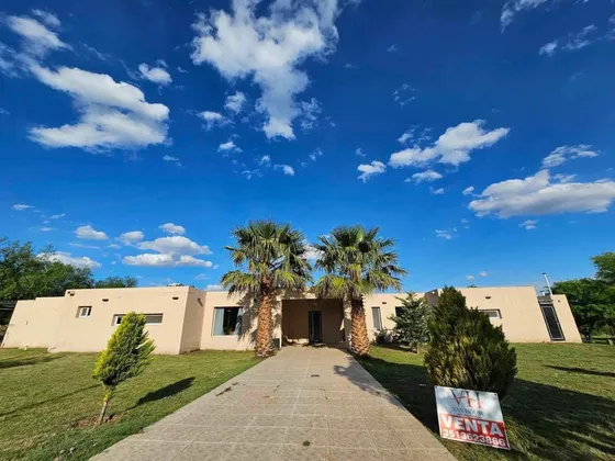 Oportunidad Venta En Country Causana Casa 2 Unidades En 1 Usd 295.000