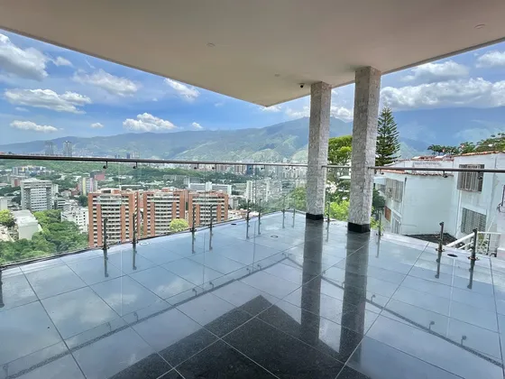 Casa En Alquiler 600 M2 Colinas De Los Chaguaramos