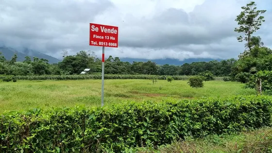 Antigua Pista De Aterizaje, Finca En Aguas Claras, Alajuela
