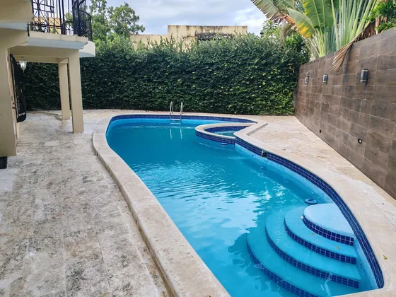 Casa En Alquiler En Urbanización Fernandez