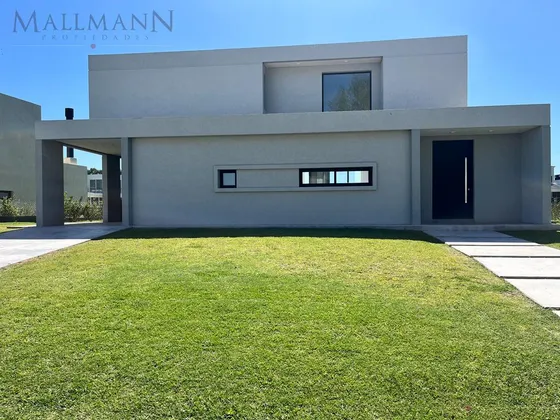 Alquiler Casa La Calesa Pilará, 4 Habitaciones, Sin Muebles